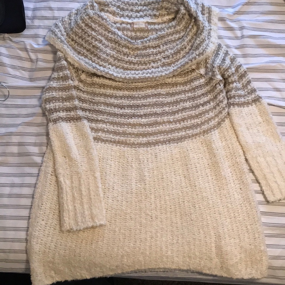 Altar’d State sweater
